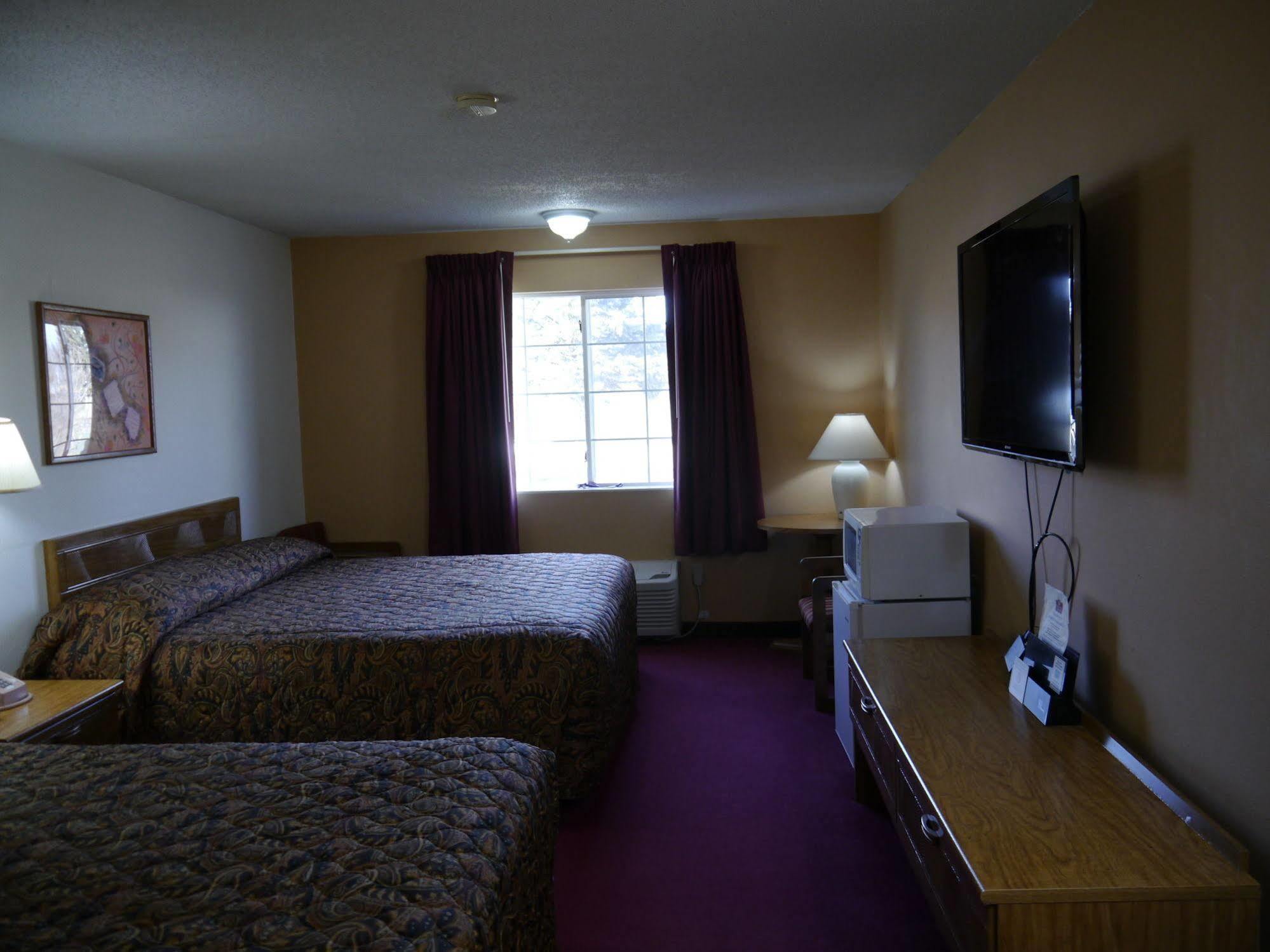 Westwood Inn & Suites - Kimball 외부 사진