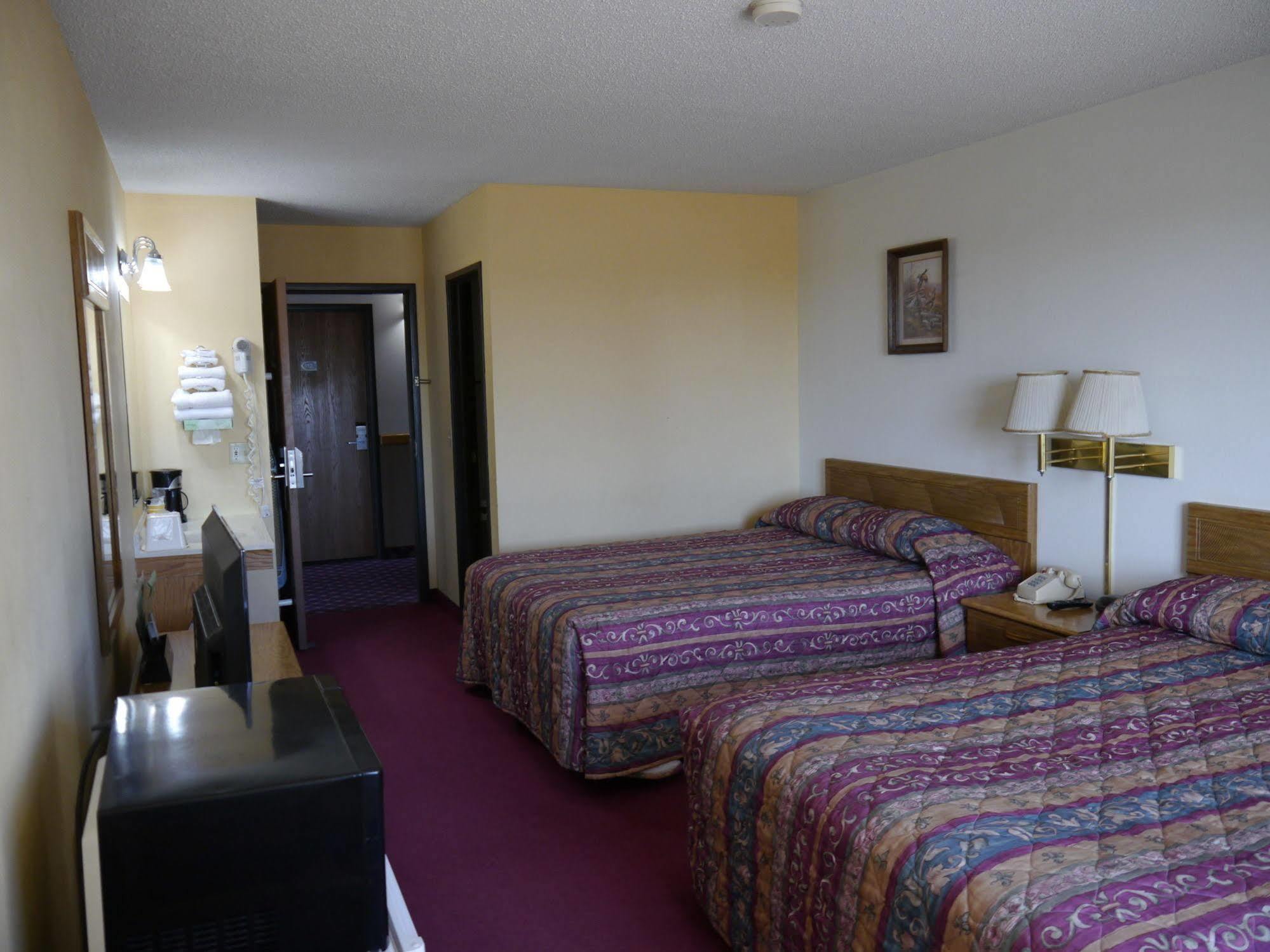 Westwood Inn & Suites - Kimball 외부 사진